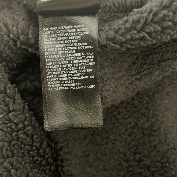 Northface 1/4 Zip Small Dark Gray - Picture 5 of 5